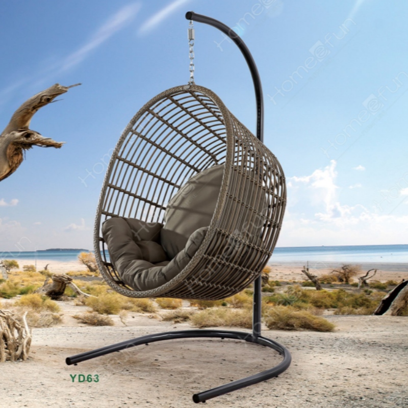 2022 Indoor im modernen Stil im Freien Schaukeln Terrasse gewebte Rattan Schaukel Garten weben hängende Ei Stuhl Schaukeln