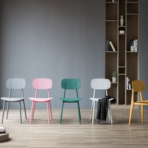 Fabrik zu einem niedrigen Preis PP Plastikstuhl Esszimmer Durable Chairs Moderne Heimmöbel