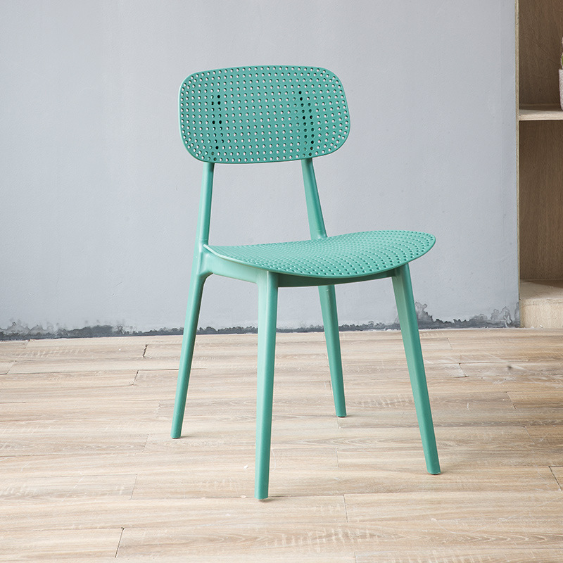Fabrik zu einem niedrigen Preis PP Plastikstuhl Esszimmer Durable Chairs Moderne Heimmöbel