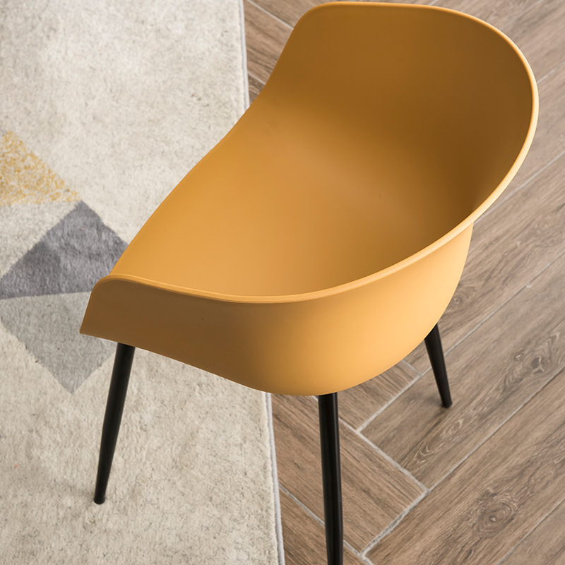 Moderne italienische französische Art Hohe Qualität Kunststoff Pp Shell Küche Esszimmer Kunststoff Stuhl Für Esszimmer